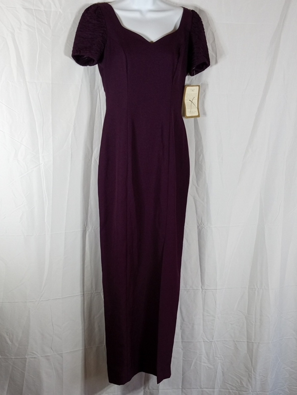 JCPenney Bridal Collection Grape Maxi Dress with Puff Sleeves Size 8 USA